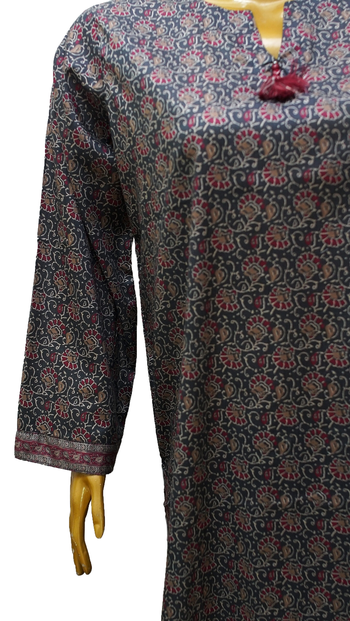 Bin Saeed 3PC Printed Lawn Suit - Image 3