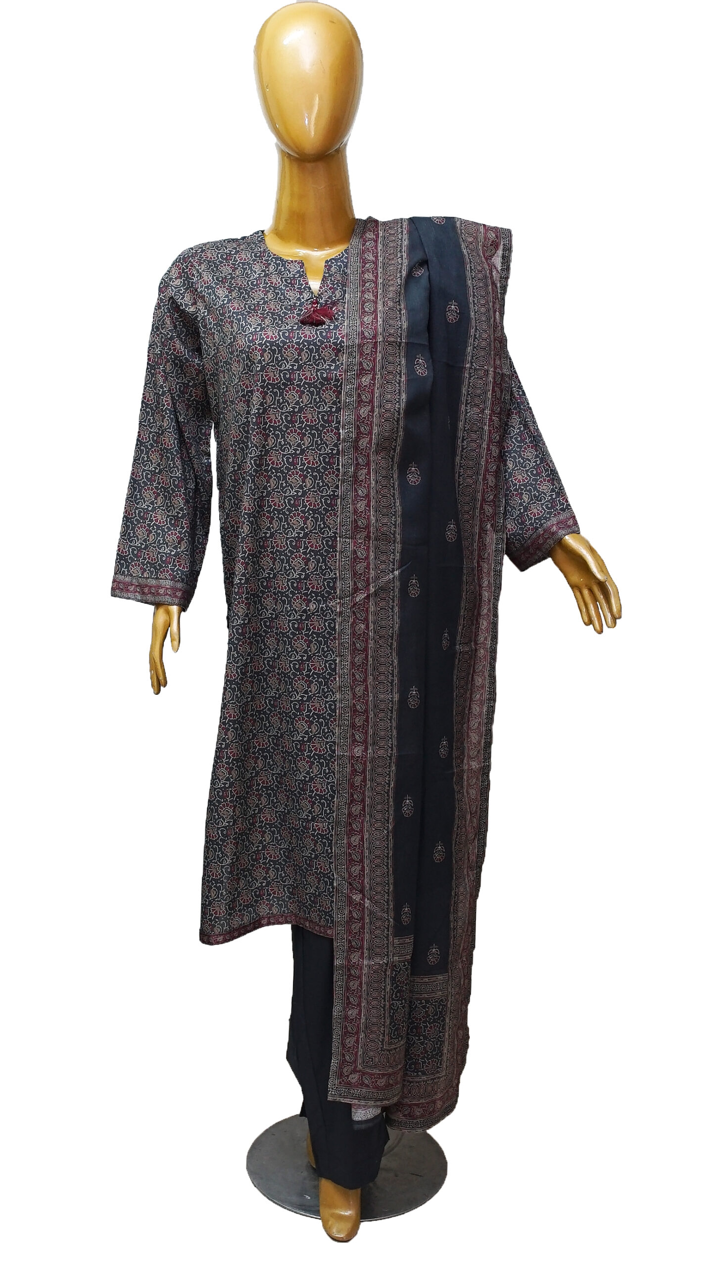Bin Saeed 3PC Printed Lawn Suit - Image 4